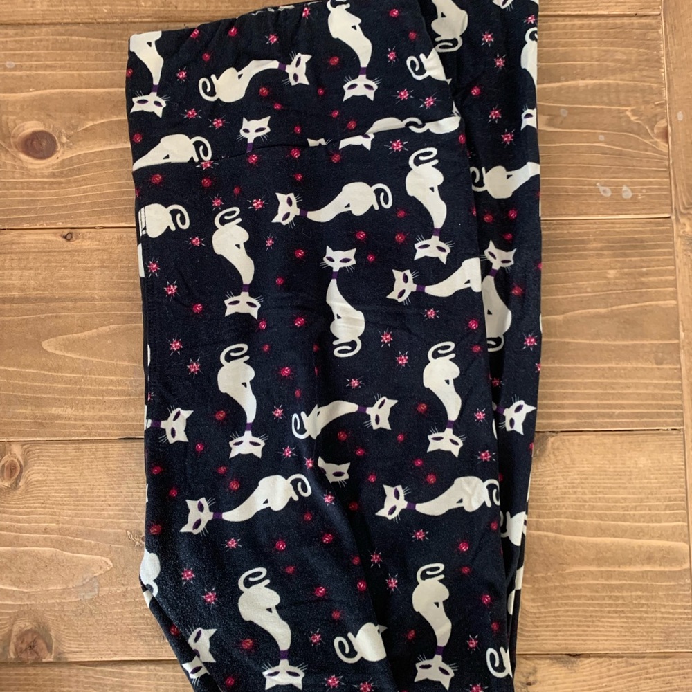 Lularoe Tall and Curvy Leggings